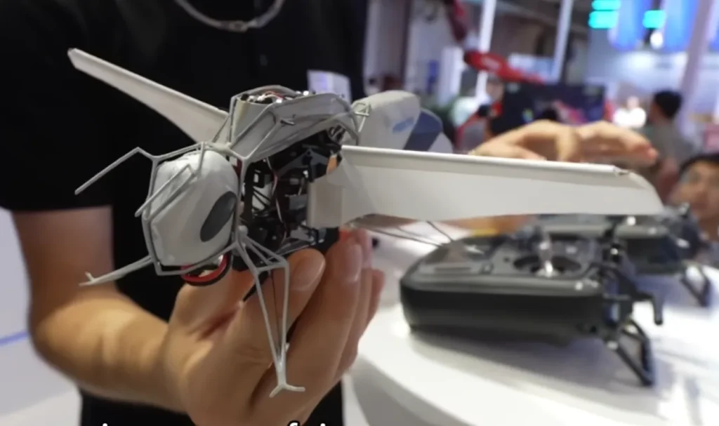 34 g robotic bee